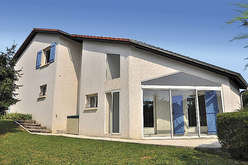 Real estate market development in the plain of L'Ain
