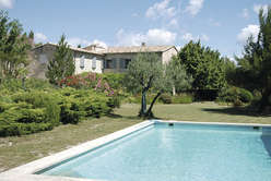 From Vaison to Sainte-Cécile : the charm of Provence