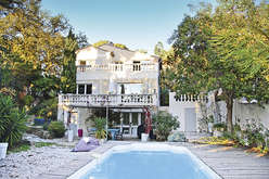 Bandol and Sanary, two gems on the coast