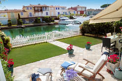 Port Grimaud, une adresse unique