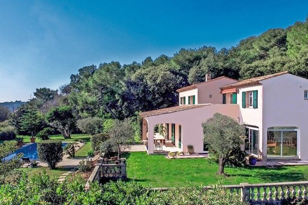 ANTIBES - Annonce Maison à vendre 7 pièces - 215 m² ANTIBES - Annonce Maison à vendre 7 pièces - 215 m²