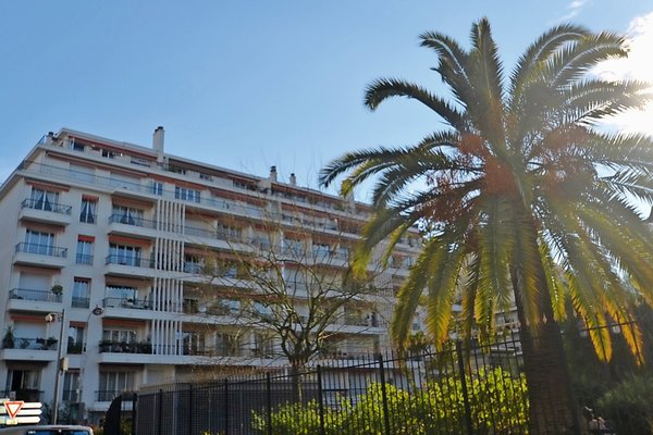 NICE - Annonce Appartement à vendre 2 pièces - 62 m² NICE - Annonce Appartement à vendre 2 pièces - 62 m²