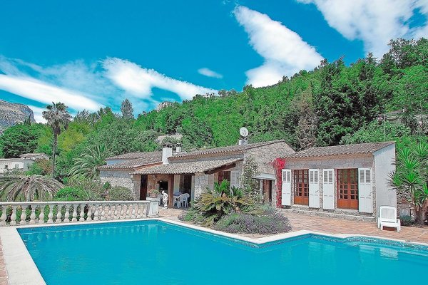 TOURRETTES-SUR-LOUP - Annonce Maison à vendre 6 pièces - 250 m² TOURRETTES-SUR-LOUP - Annonce Maison à vendre 6 pièces - 250 m²