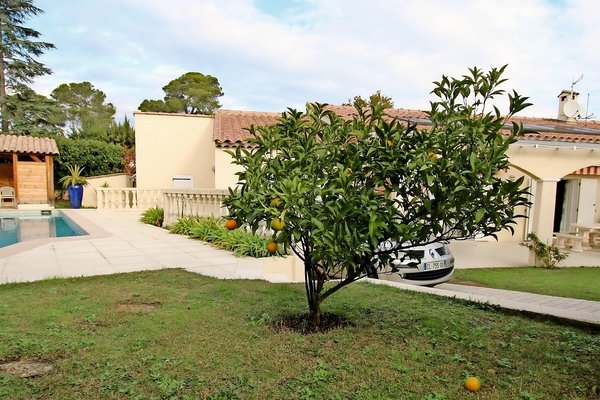 MOUGINS - Annonce Maison à vendre 5 pièces - 180 m² MOUGINS - Annonce Maison à vendre 5 pièces - 180 m²