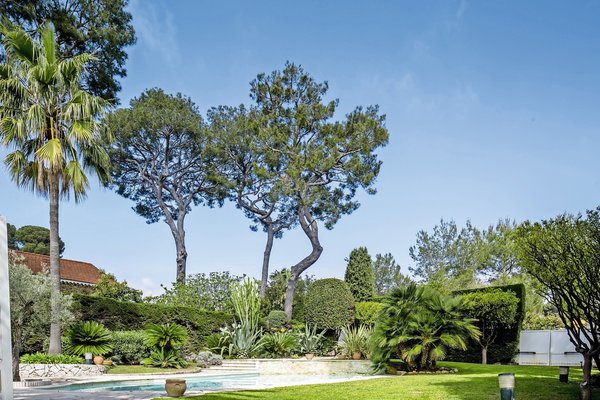 CAP D'ANTIBES - Annonce Maison à vendre 6 pièces - 260 m² CAP D'ANTIBES - Annonce Maison à vendre 6 pièces - 260 m²