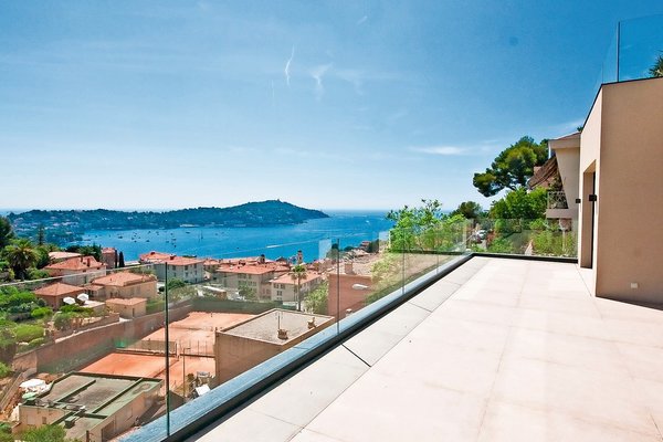 VILLEFRANCHE-SUR-MER - Annonce Maison à vendre 4 pièces - 160 m² VILLEFRANCHE-SUR-MER - Annonce Maison à vendre 4 pièces - 160 m²