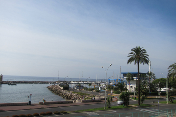 MENTON - Annonce Appartement à vendre 3 pièces - 72 m² MENTON - Annonce Appartement à vendre 3 pièces - 72 m²