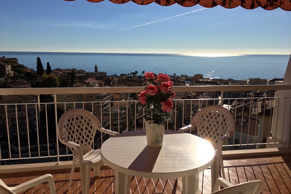 MENTON - Annonce Appartement à vendre 2 pièces - 63 m² MENTON - Annonce Appartement à vendre 2 pièces - 63 m²