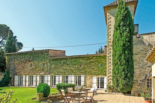 CHATEAUNEUF-DU-PAPE - Annonce Maison à vendre CHATEAUNEUF-DU-PAPE - Annonce Maison à vendre