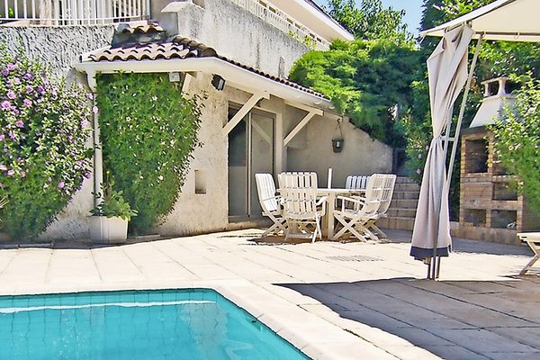 MASSIEUX - Annonce Maison à vendre 9 pièces - 250 m² MASSIEUX - Annonce Maison à vendre 9 pièces - 250 m²