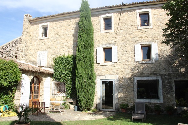 GOULT - Annonce Maison à vendre 6 pièces - 128 m² GOULT - Annonce Maison à vendre 6 pièces - 128 m²