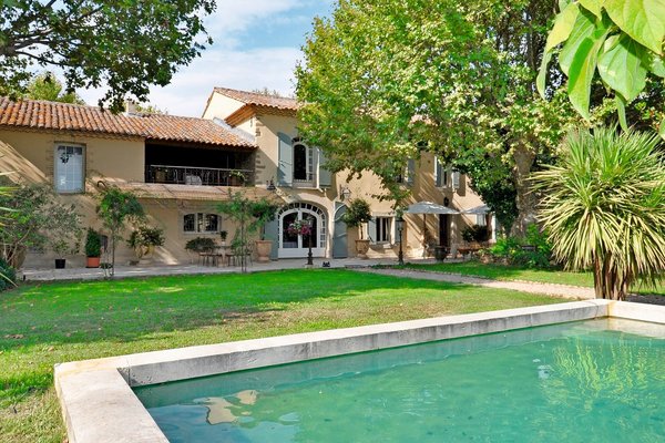 ENTRAIGUES-SUR-LA-SORGUE - Annonce Maison à vendre 370 m² ENTRAIGUES-SUR-LA-SORGUE - Annonce Maison à vendre 370 m²