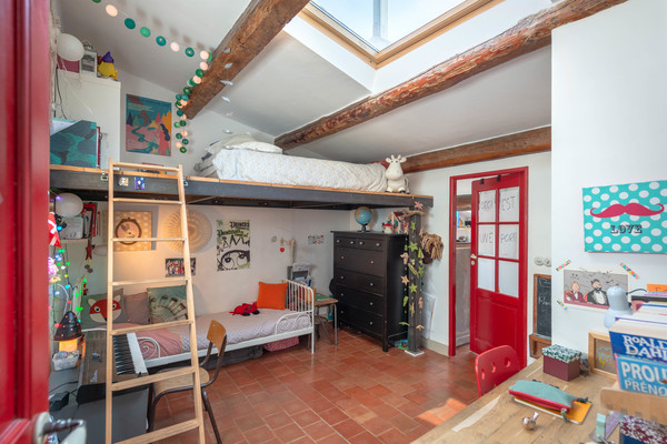 AIX-EN-PROVENCE - Annonce Appartement à vendre 4 pièces - 63 m² AIX-EN-PROVENCE - Annonce Appartement à vendre 4 pièces - 63 m²