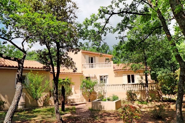 ROUSSILLON - Annonce Maison à vendre 6 pièces - 160 m² ROUSSILLON - Annonce Maison à vendre 6 pièces - 160 m²