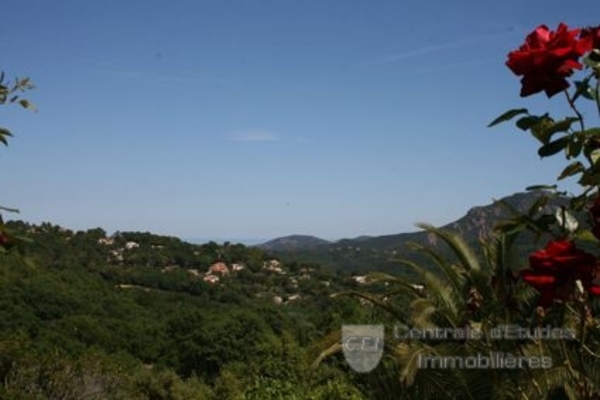 LES ADRETS-DE-L'ESTÉREL - Annonce Maison à vendre 7 pièces - 193 m² LES ADRETS-DE-L'ESTÉREL - Annonce Maison à vendre 7 pièces - 193 m²