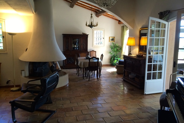 EZE - Annonce Maison à vendre 7 pièces - 300 m² EZE - Annonce Maison à vendre 7 pièces - 300 m²