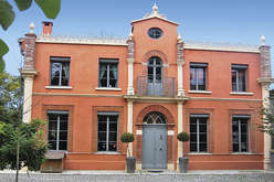A diverse market west of Toulouse