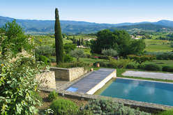 The Upper Vaucluse, Provence in country style