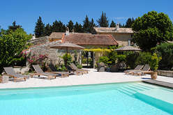 The Upper Vaucluse, Provence in country style