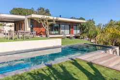 Le golfe de Saint-Tropez un prestige paradoxal