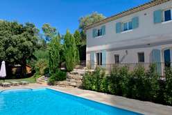 Le golfe de Saint-Tropez un prestige paradoxal