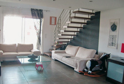 Apartments in Perpignan, a lively market