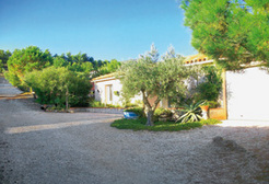 Rivesaltes, an alternative to Perpignan