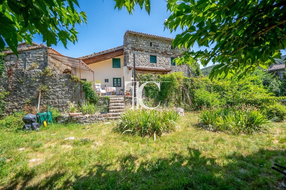 vente maison/villa pièces 104 m² Les Vans Itc Immobilier 1920172