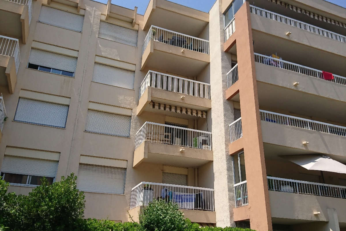Image d'un annonce appartement à louer à 654€ à antibes (06600)