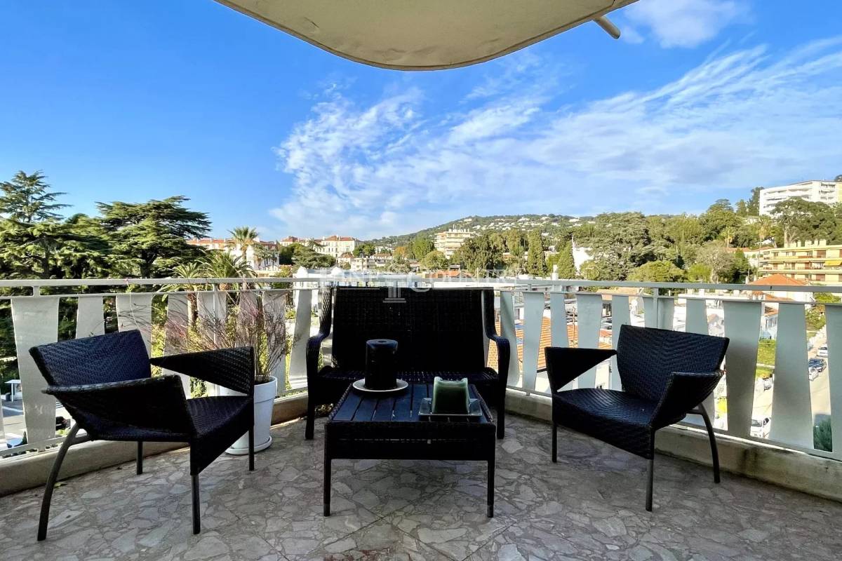 CANNES - Advertisement apartment for sale