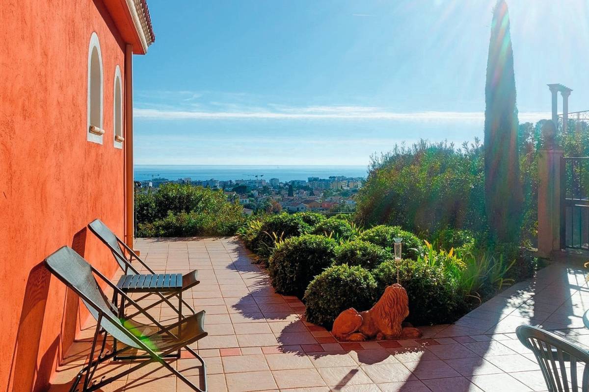 Vente Appartement Dernier étage Cagnes sur mer La Pinède Ou Le Cros appartements de prestige à vendre à cagnes-sur-mer 06800 - acheter  appartement de prestige à cagnes-sur-mer
