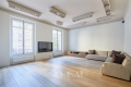 Appartement PARIS 8EME 5 pièces 3643625_0