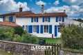 Maison LES VELLUIRE-SUR-VENDEE 10 pièces 3953686_0