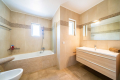 Maison MANDELIEU-LA-NAPOULE 7 pi&egrave;ces 4264983_3