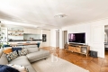 Appartement PARIS 10EME 4384697_3