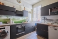 Appartement PARIS 10EME 4 pi&egrave;ces 4396385_3