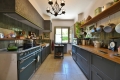 Maison UZES 10 pi&egrave;ces 4422922_3