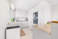 Appartement NICE 3 pi&egrave;ces 4440444_3