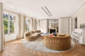 Appartement PARIS 7EME 5 pi&egrave;ces 4443621_1
