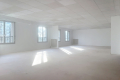Commerce VERSAILLES Le Village 4443652_1