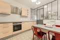 Appartement PARIS 8EME 6 pi&egrave;ces 4447730_3