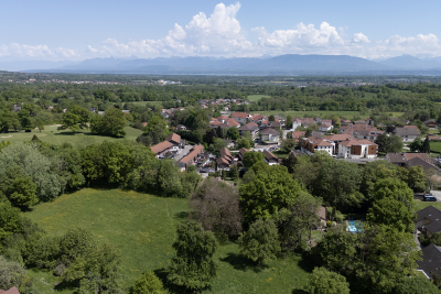 House for sale in ÉCHENEVEX  - 6 rooms - 200 m² 