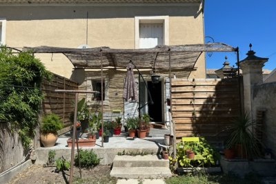 Maison &agrave; louer &agrave; PERNES-LES-FONTAINES  - 3 pi&egrave;ces - 62 m&sup2; 