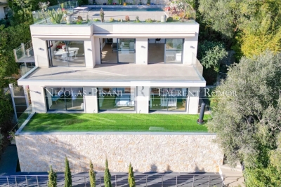 Maison &agrave; vendre &agrave; VILLEFRANCHE-SUR-MER Le Port - 4 pi&egrave;ces - 491 m&sup2; 