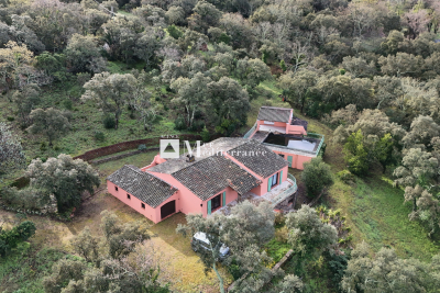 House for sale in LA MOLE  - 3 rooms - 163 m² 