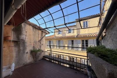 Bien &agrave; vendre &agrave; AIX-EN-PROVENCE  - 5 pi&egrave;ces - 161 m&sup2; 