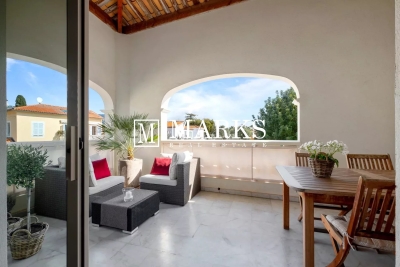 Appartement à louer à ST-JEAN-CAP-FERRAT Roubion - 5 pièces - 193 m² 