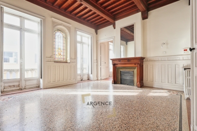 Appartement &agrave; vendre &agrave; MONTPELLIER  - 4 pi&egrave;ces - 159 m&sup2; 