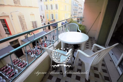 Appartement à vendre à CANNES Broussailles - 3 pièces - 53 m² 