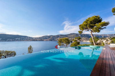 House to rent in ST-JEAN-CAP-FERRAT Carnot - 7 rooms - 450 m&sup2; 